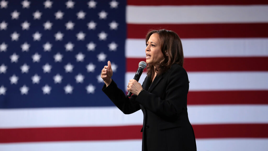 U.S. Senator Kamala Harris speaking with attendees at the 2019 National Forum on Wages and Working People
