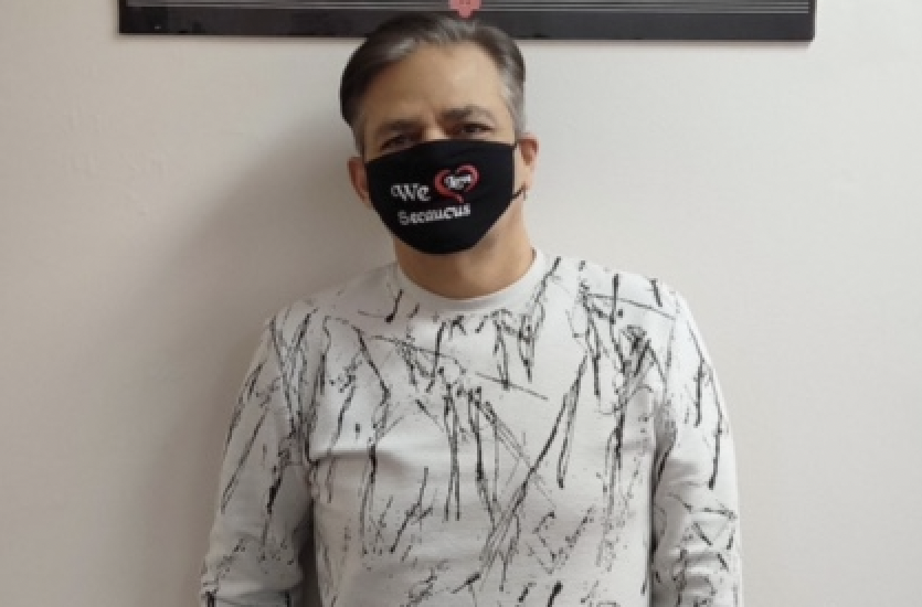 In Secaucus, Outlet Malls Give Way to Commuters’ Paradise The Click