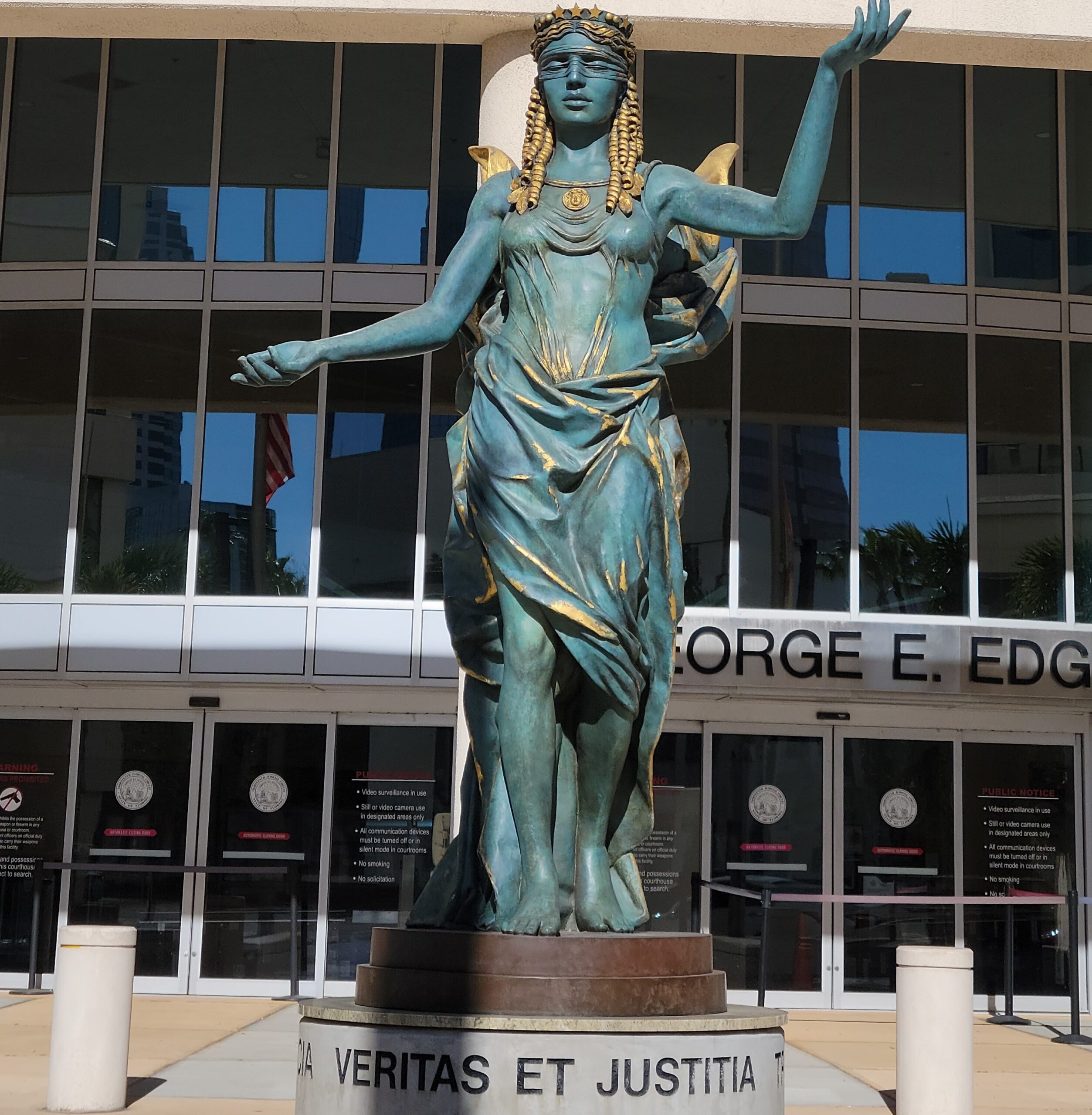 Statue of Veritas in front of Hillsborough County Courthouse, Tampa, Fla.