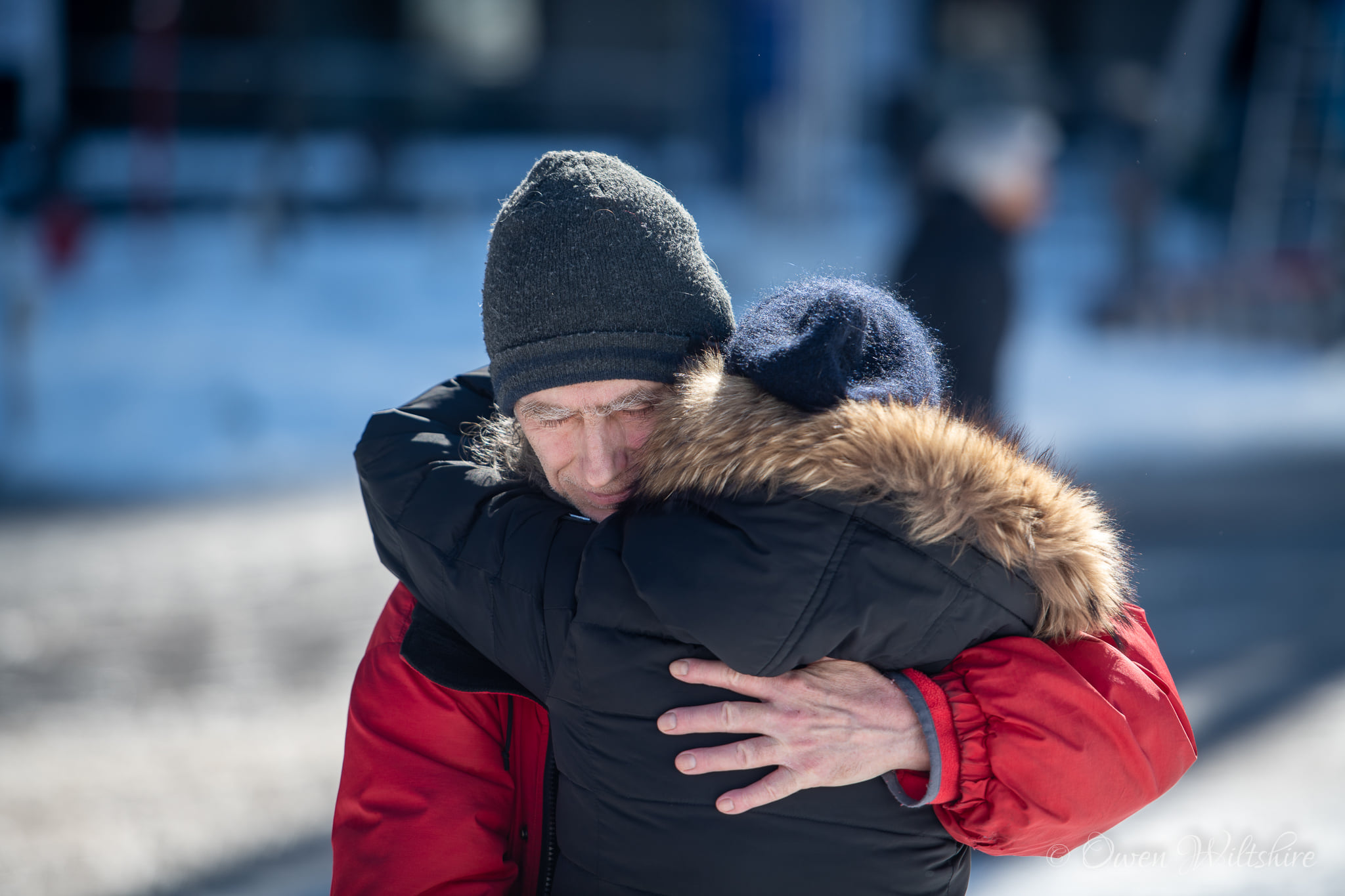 The Embrace How Physical Touch Transformed 30 Strangers The Click
