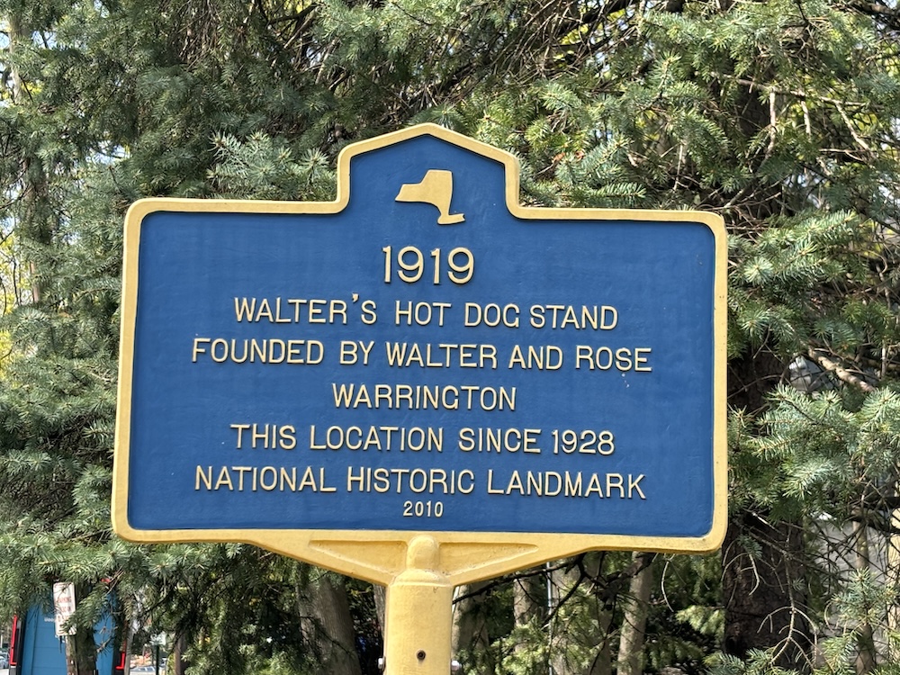 Walter's Hot Dog stand