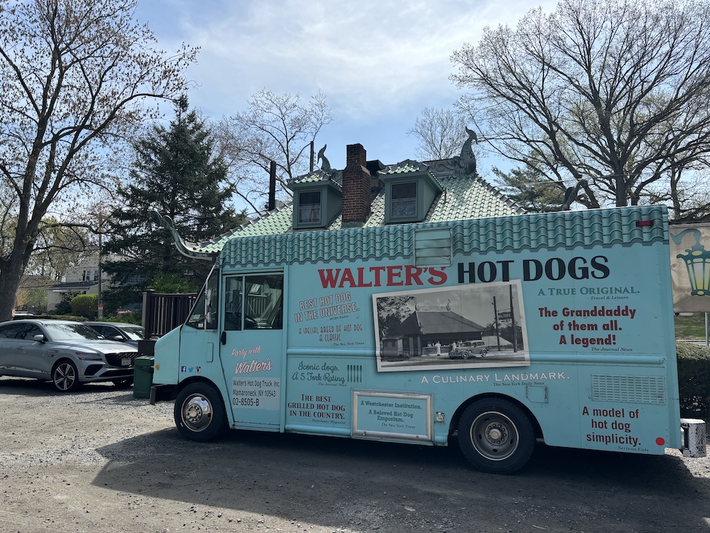 Walter's Hot Dog stand