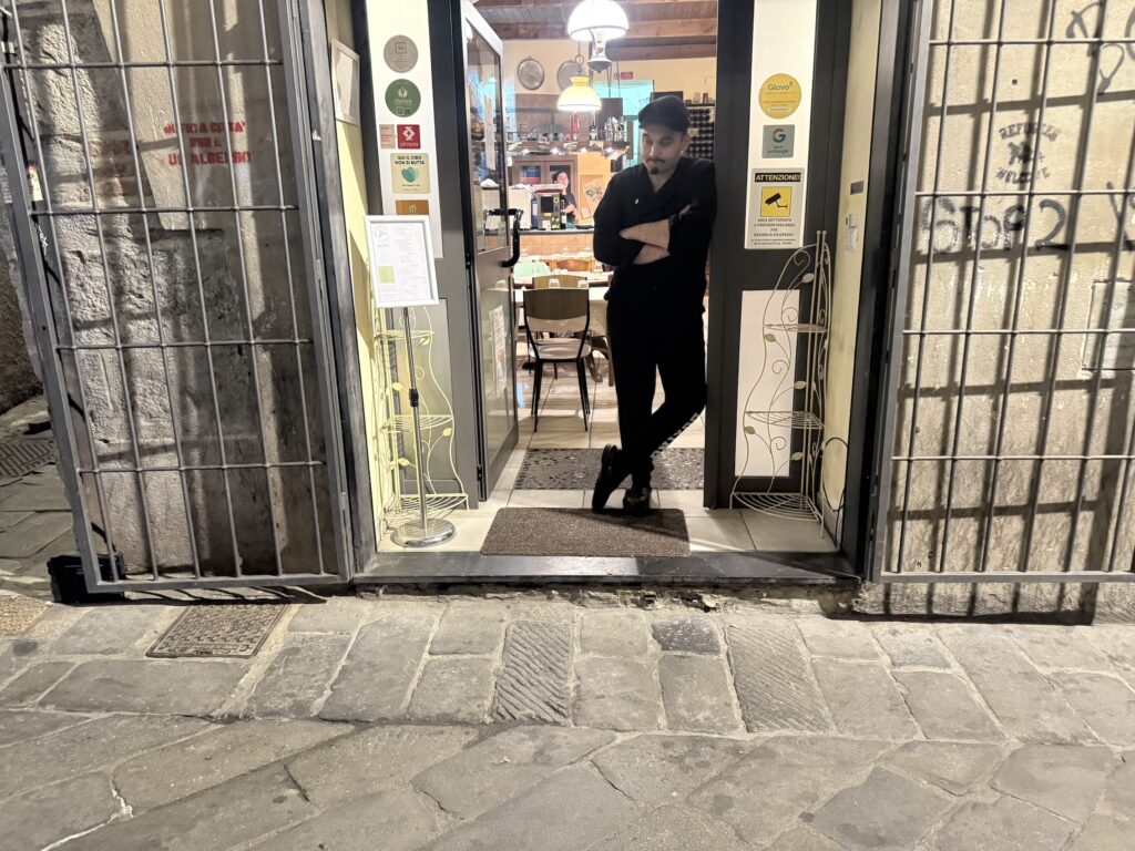 145 via di Presentazione